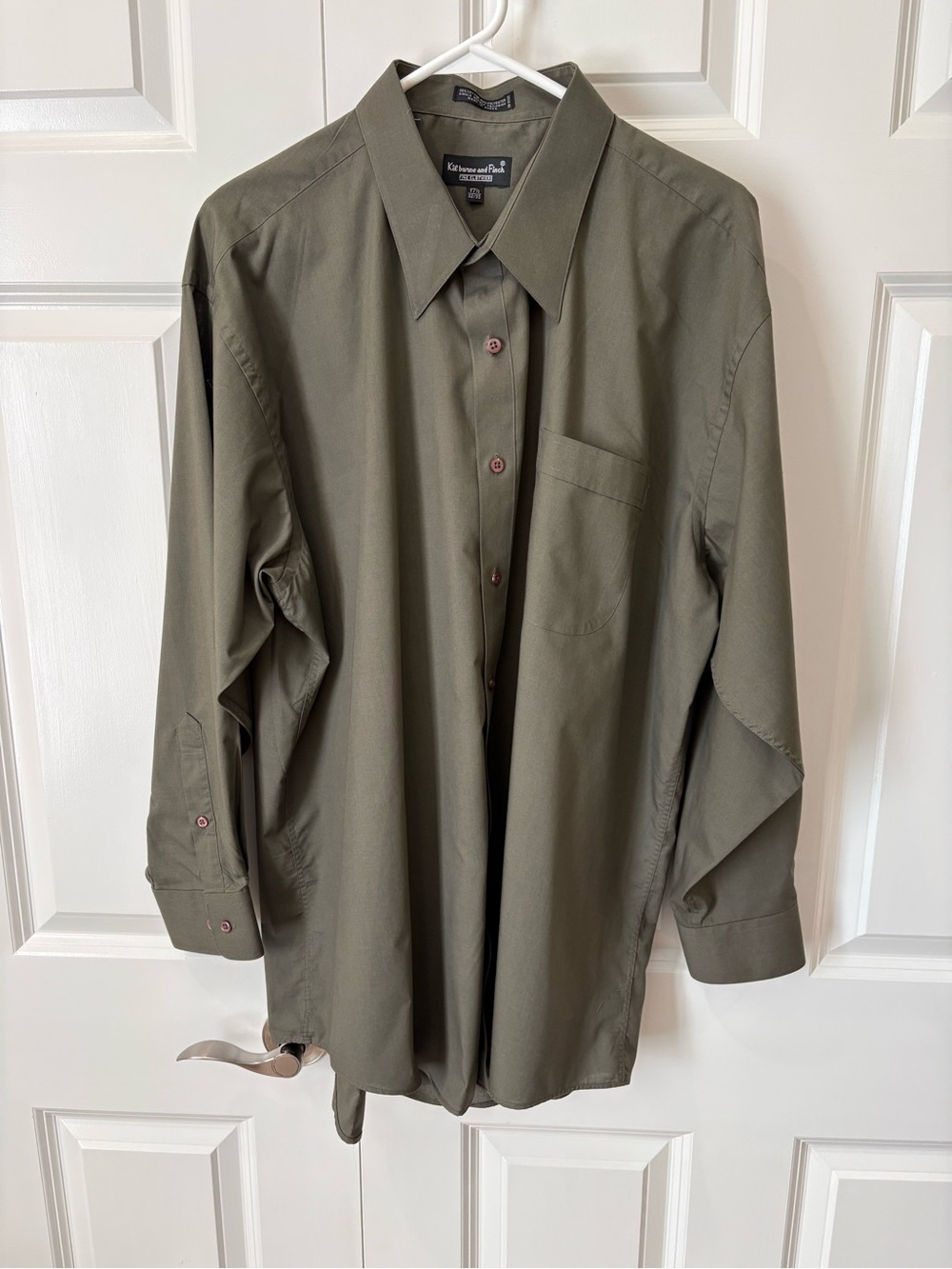 Kilburne and Finch Men’s Olive Green Long-Sleeve Dress Shirt